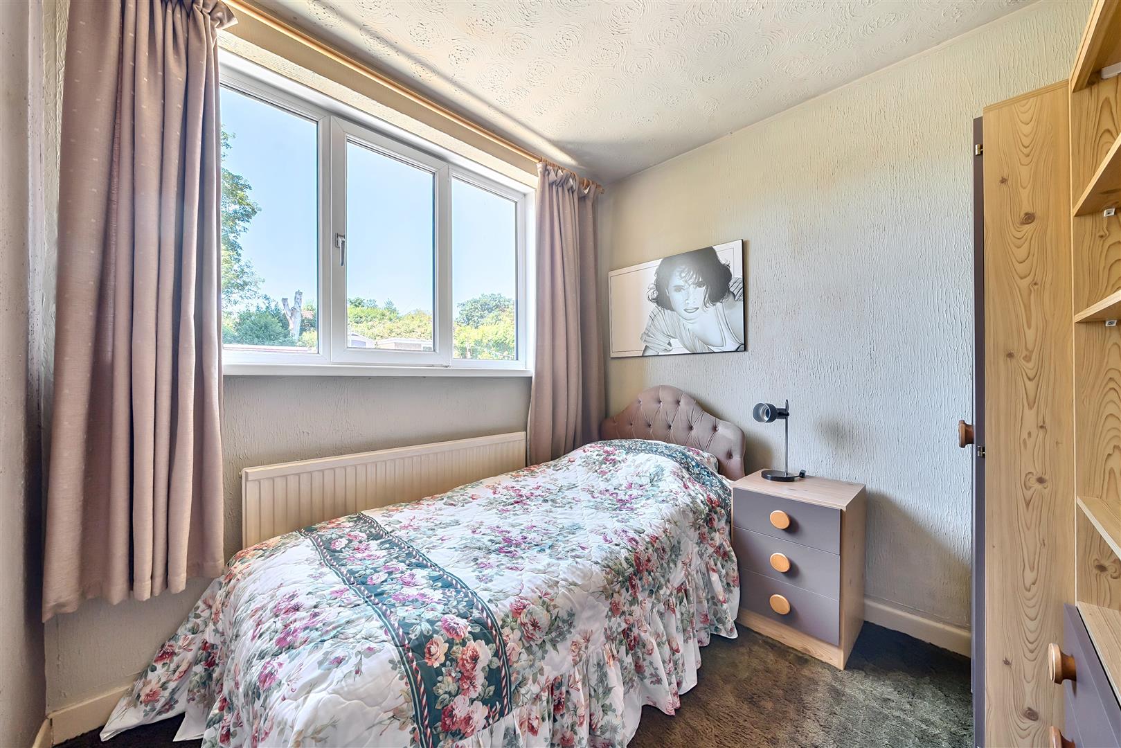 Llangyfelach Road, Treboeth, Swansea, SA5 9EL